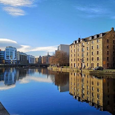 Vibrant Apartment At The Shore In Leith 에든버러 외부 사진