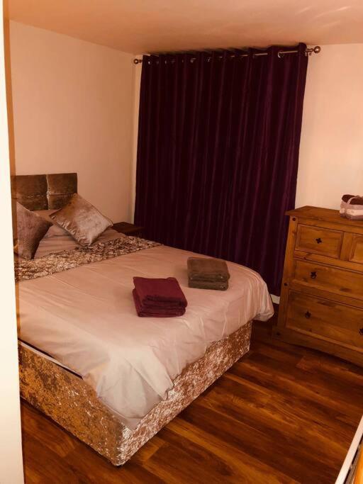 Vibrant Apartment At The Shore In Leith 에든버러 외부 사진
